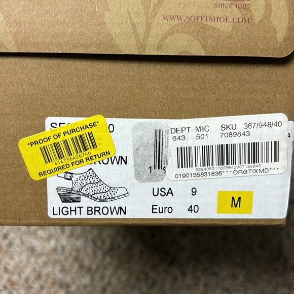 Sofft Alyce perforated sling back booties with original box
#4 - Picture 10 of 11